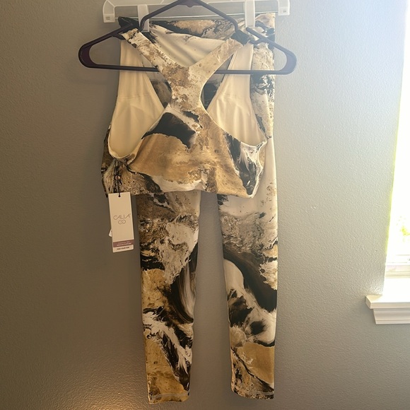 Calia Workout Set - Picture 4 of 4